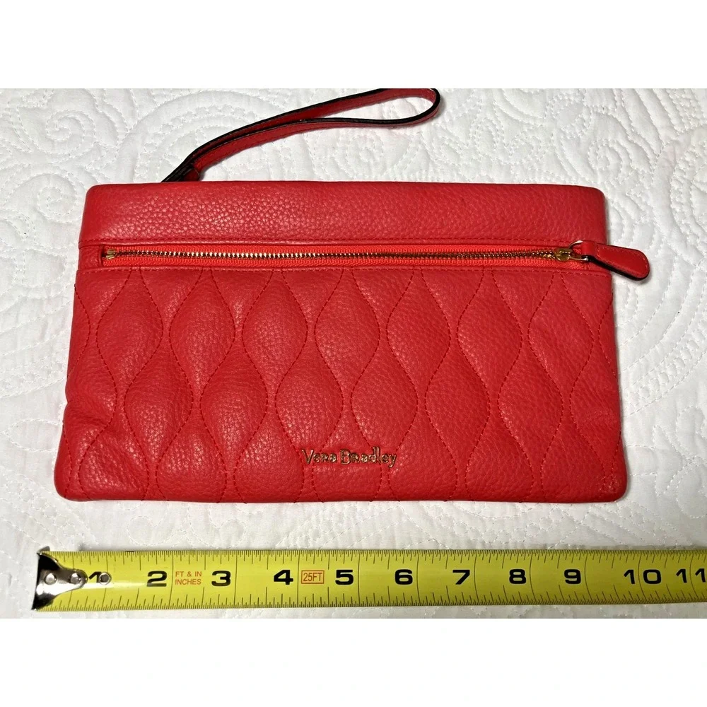 Vera Bradley Mia Quilted Leather Wristlet Clutch Women's Canyon Sunset Floral